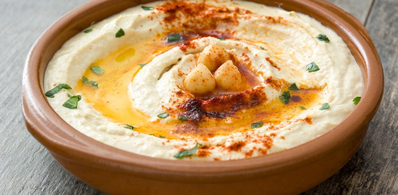 hummus alla curcuma