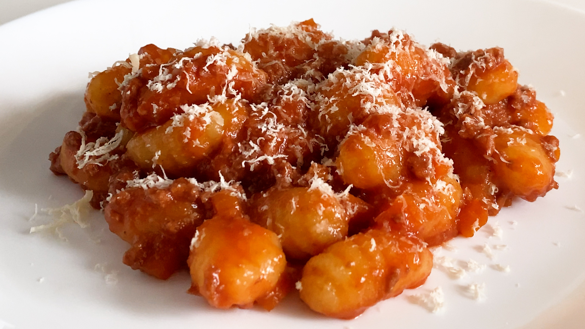 Gnocchi al ragù vegan