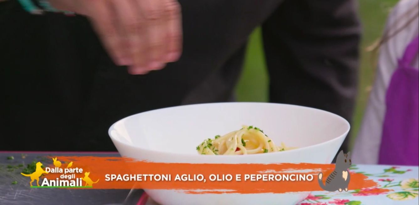 spaghettoni aglio olio peperoncino